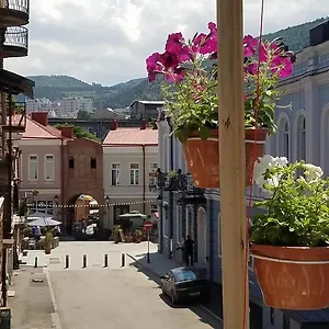 Art House Апартаменты Тбилиси